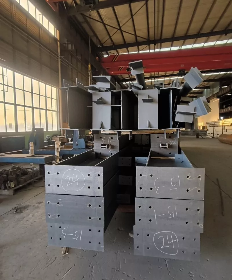 Temporarily Expanded Steel Terminal Hall